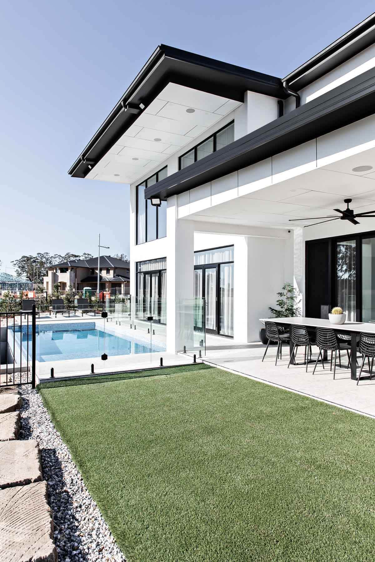 Photo 2 of Independent villa in DLF Phase 5
